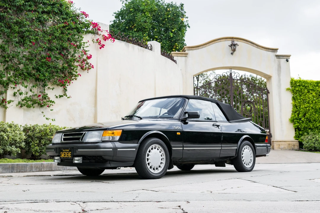 1989 Saab 900 Turbo 1st Gen - Image 13 of 31