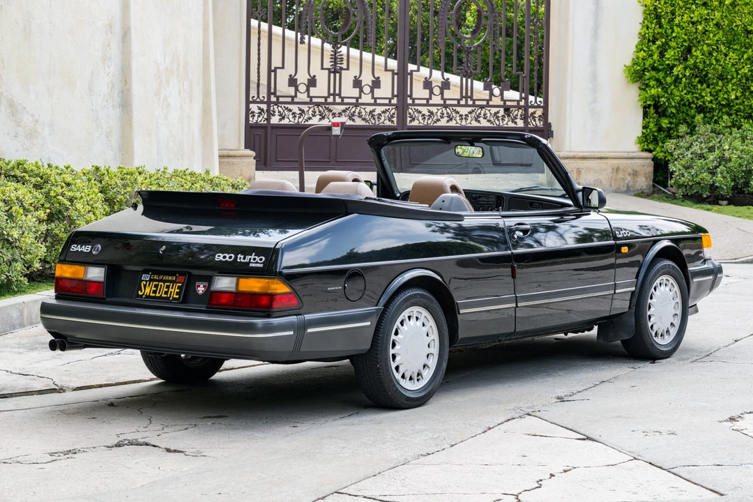 1989 Saab 900 Turbo 1st Gen - Image 6 of 31