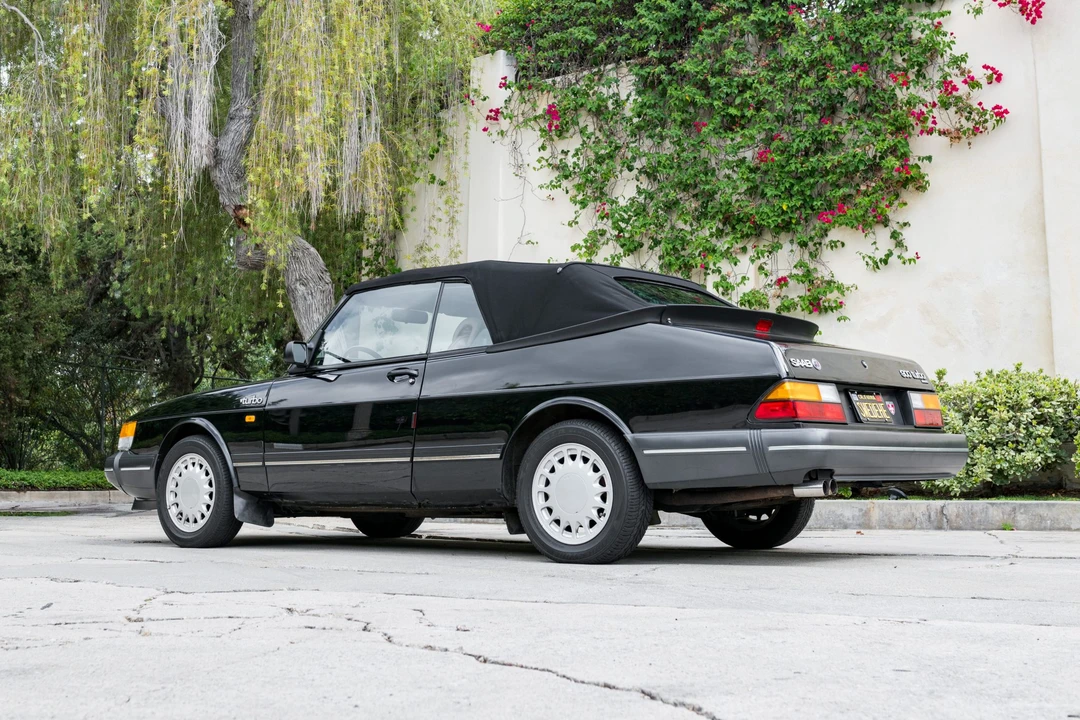 1989 Saab 900 Turbo 1st Gen - Image 16 of 31