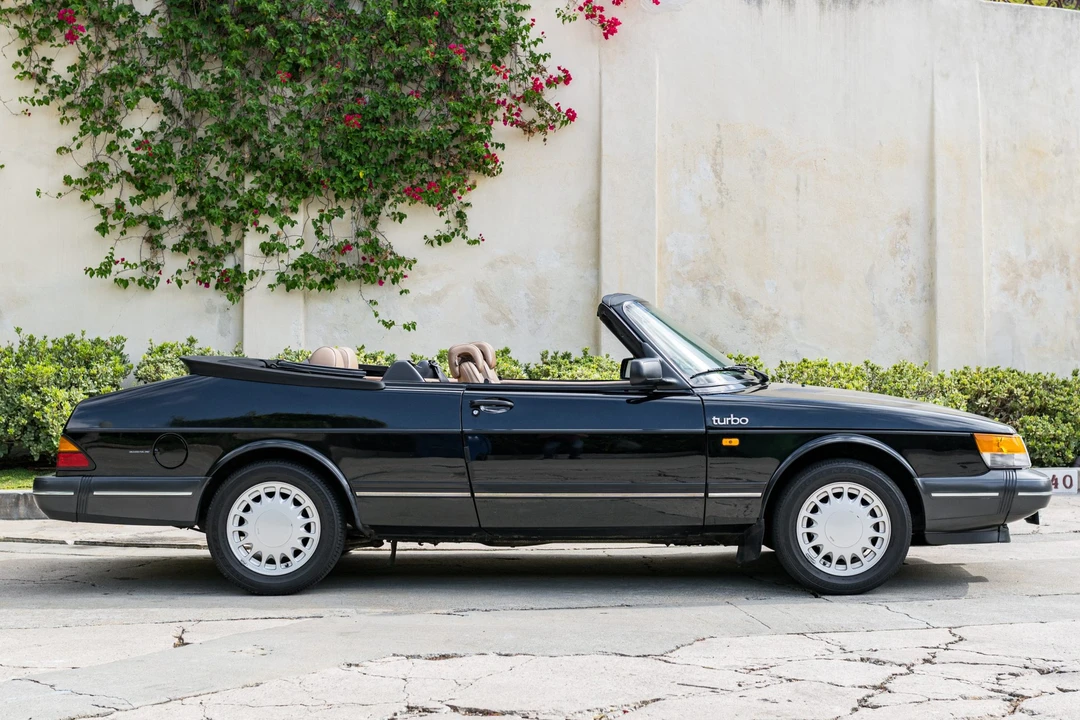 1989 Saab 900 Turbo 1st Gen - Image 8 of 31