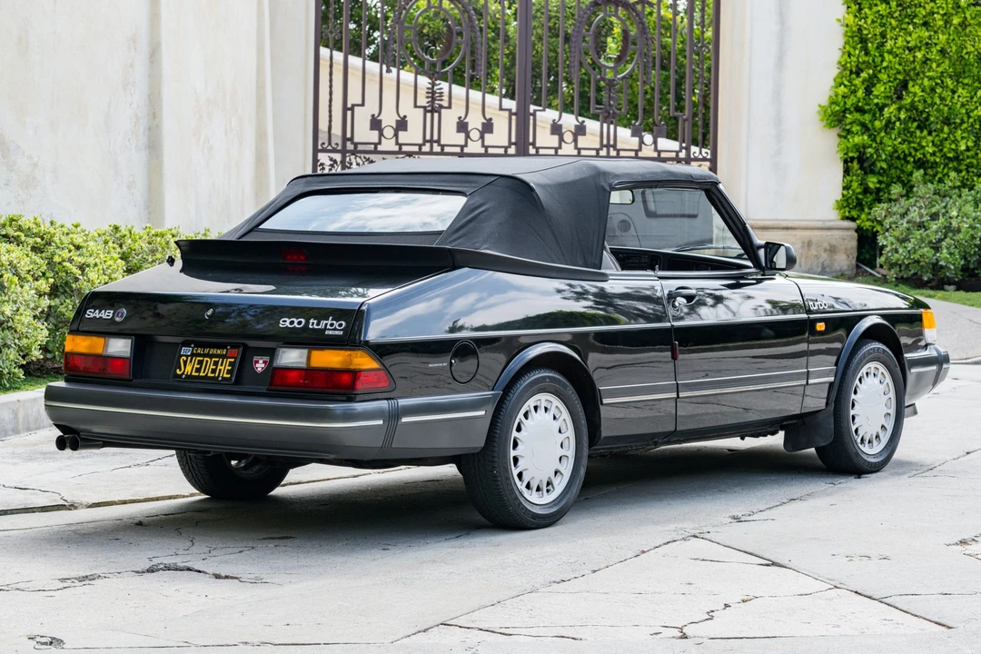 1989 Saab 900 Turbo 1st Gen - Image 21 of 31