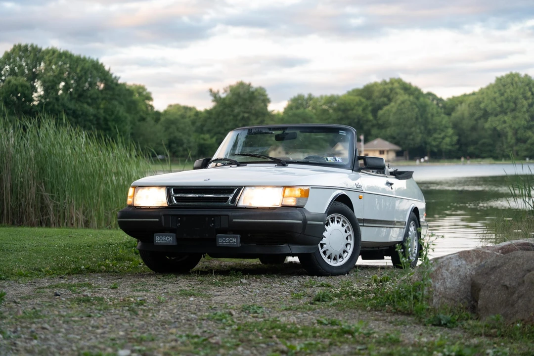 1989 Saab 900 Turbo 1st Gen - Image 5 of 31