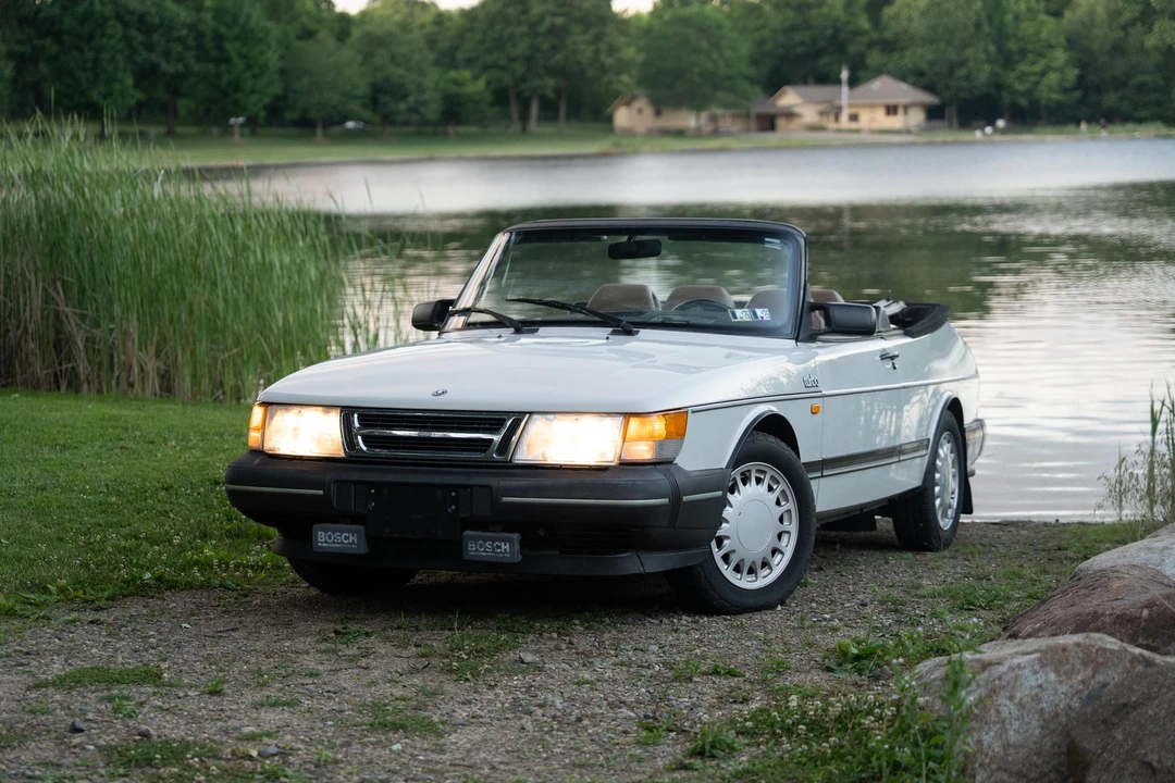 1989 Saab 900 Turbo 1st Gen - Image 3 of 31