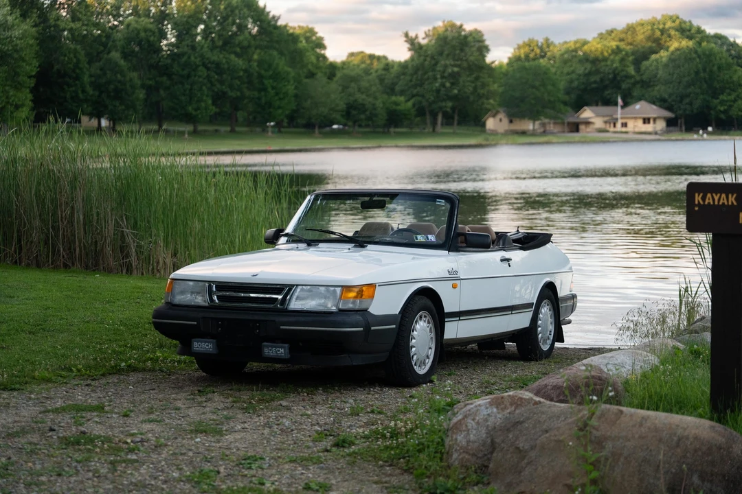 1989 Saab 900 Turbo 1st Gen - Image 14 of 31