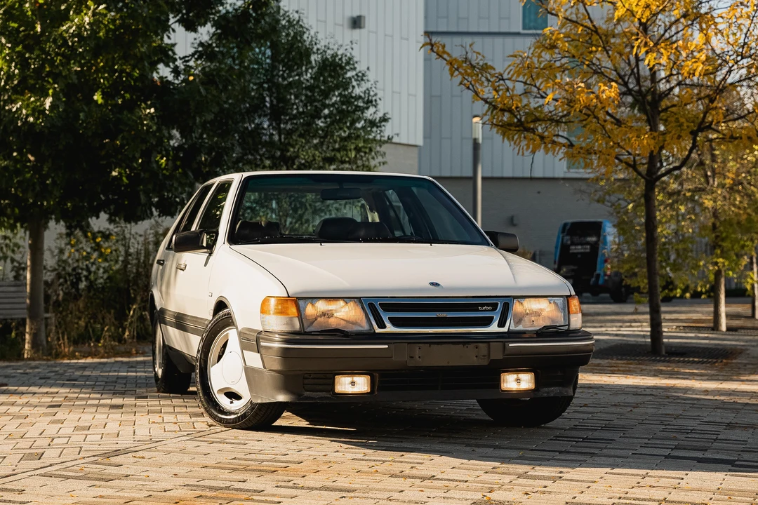 1989 Saab 9000 - Image 14 of 31