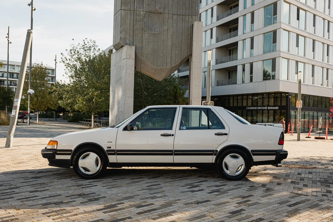 1989 Saab 9000 - Image 8 of 31