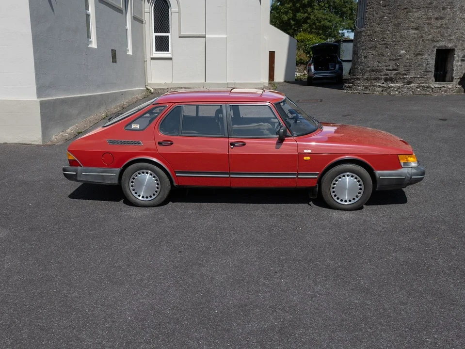 1989 Saab 900 1st Gen - Image 5 of 30