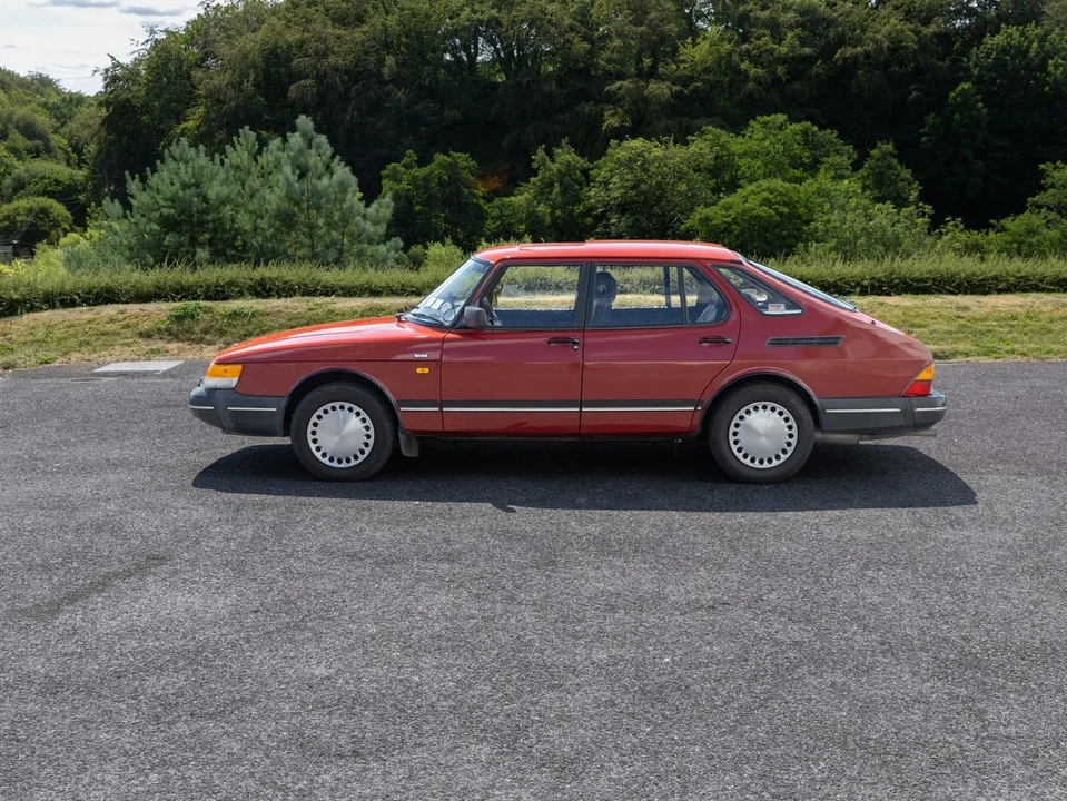 1989 Saab 900 1st Gen - Image 4 of 30