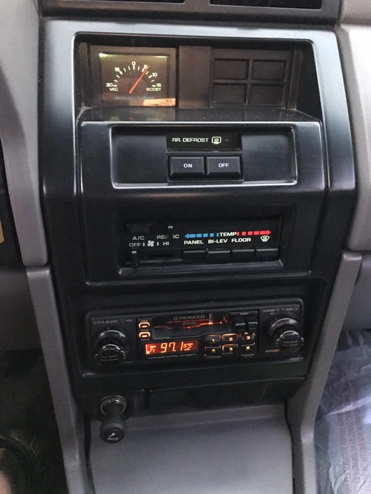 1989 Dodge Shelby CSX - Image 27 of 31