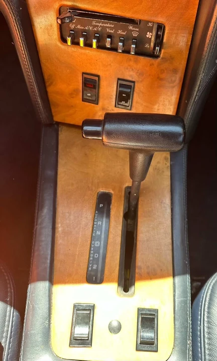 1989 Studebaker Avanti - Image 19 of 31