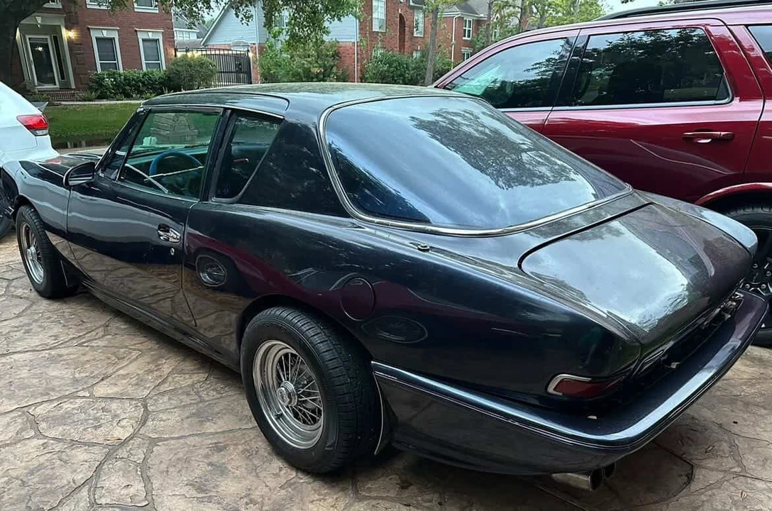 1989 Studebaker Avanti - Image 2 of 31