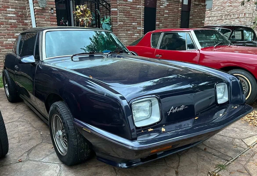 1989 Studebaker Avanti - Image 3 of 31