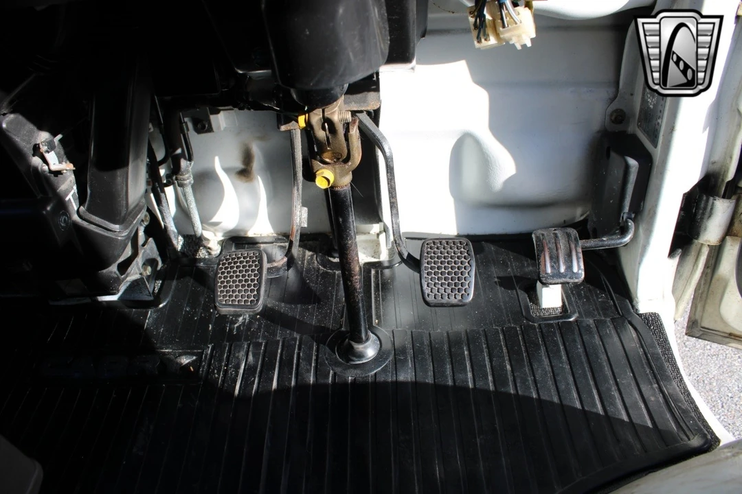 1989 Suzuki Carry & Every 7th Gen - Image 15 of 21