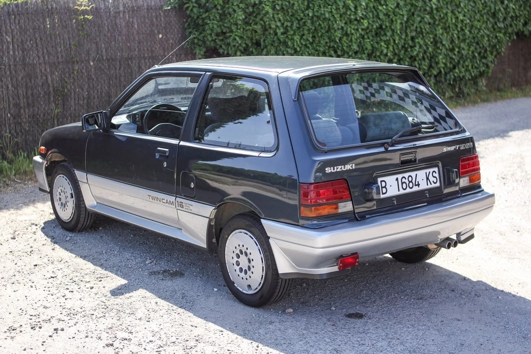1989 Suzuki - Image 6 of 31