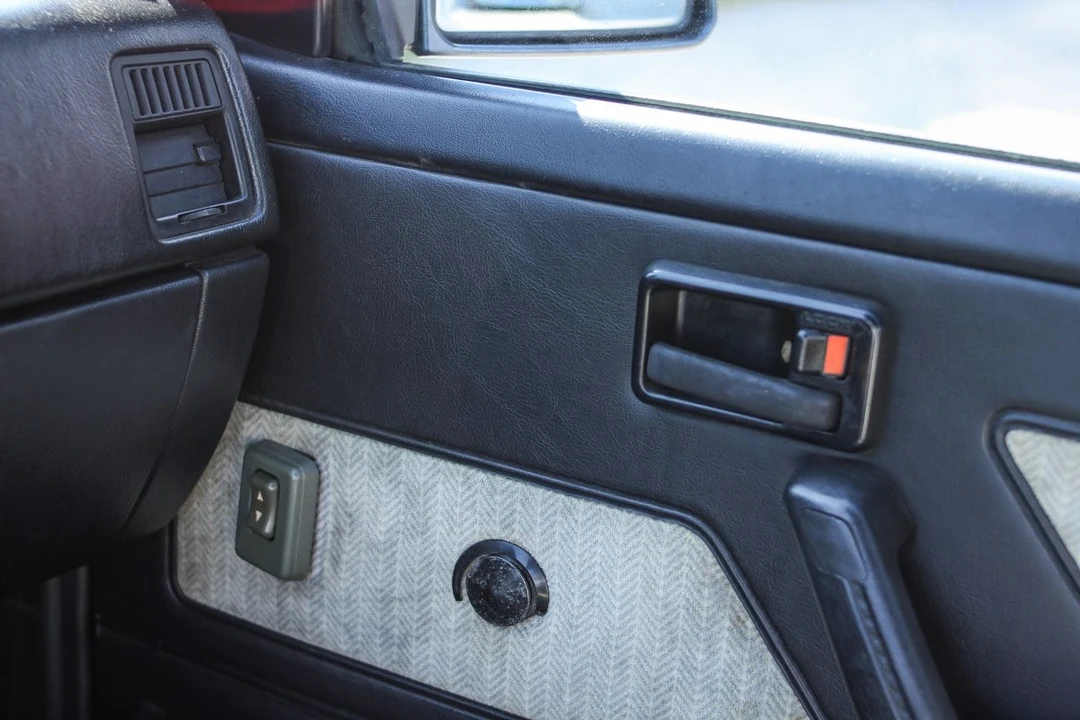 1989 Suzuki - Image 19 of 31