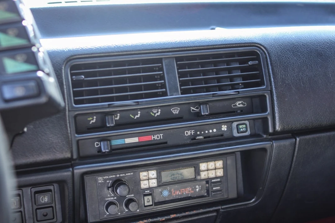 1989 Suzuki - Image 20 of 31