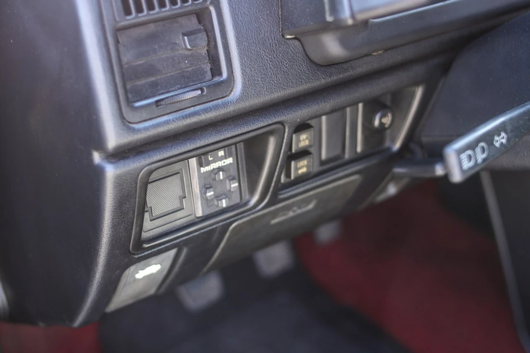 1989 Suzuki - Image 23 of 31