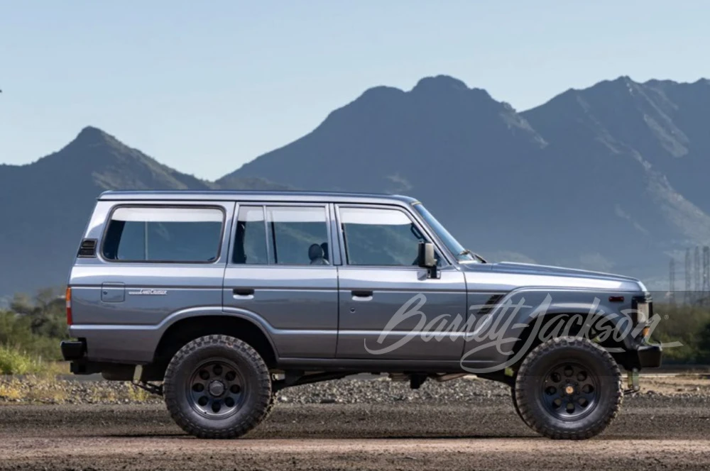 1989 Toyota J60 Land Cruiser - Image 16 of 31