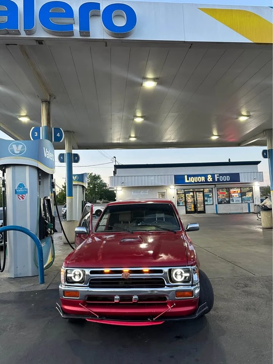 1989 Toyota Dolphin - Image 17 of 17