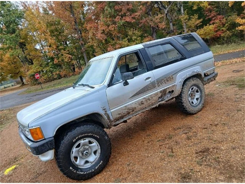 1989 Toyota 4Runner 1st Gen - Image 16 of 19