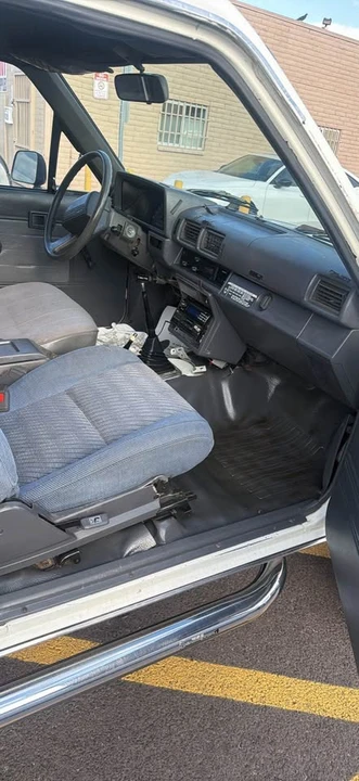 1989 Toyota 4Runner 1st Gen - Image 4 of 12