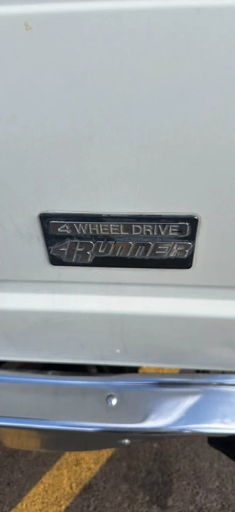 1989 Toyota 4Runner 1st Gen - Image 6 of 12