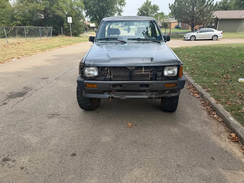 1989 Toyota 4Runner 1st Gen - Image 4 of 8