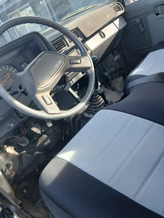 1989 Toyota Corolla - Image 3 of 7