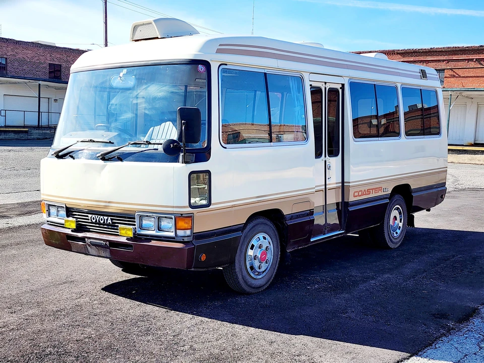 1989 Toyota Coaster 2nd Gen - Image 6 of 31
