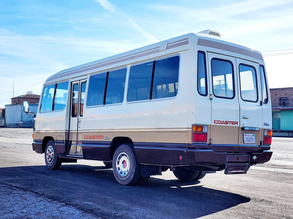 1989 Toyota Coaster 2nd Gen - Image 10 of 31