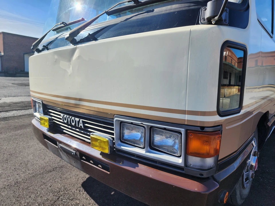 1989 Toyota Coaster 2nd Gen - Image 19 of 31