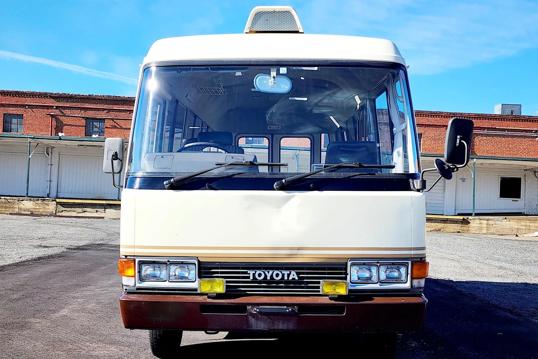 1989 Toyota Coaster 2nd Gen - Image 2 of 31