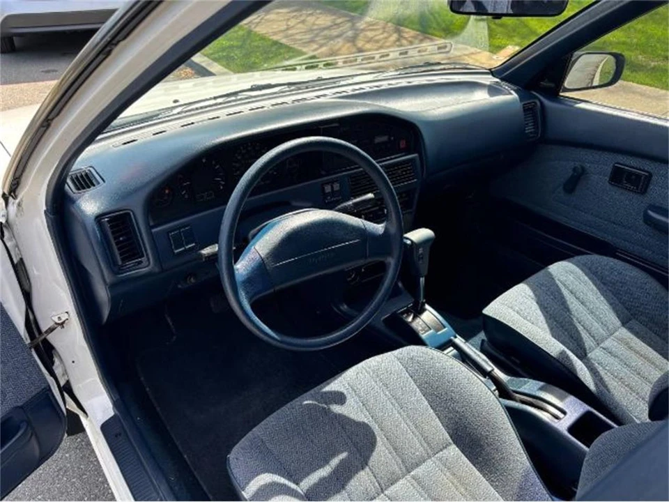1989 Toyota Corolla 6th Gen - Image 9 of 14