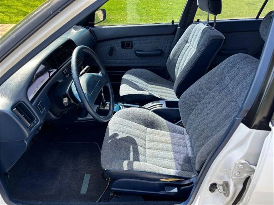 1989 Toyota Corolla 6th Gen - Image 10 of 14