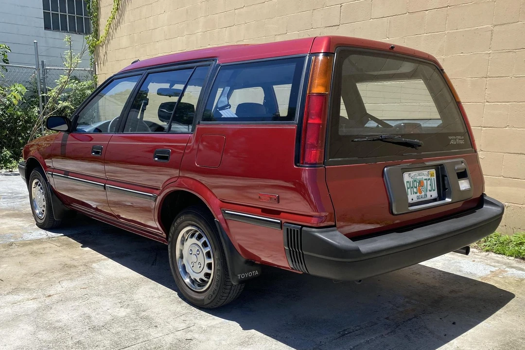1989 Toyota Corolla 6th Gen - Image 4 of 5