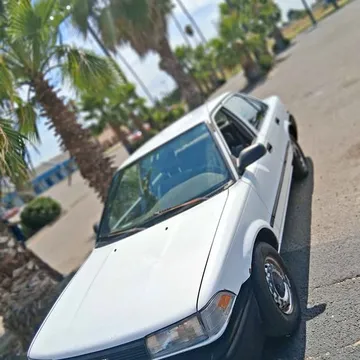 1989 Toyota Corolla DX Sedan 4D