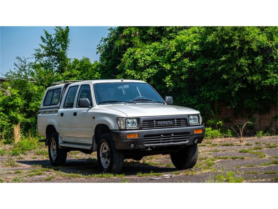 1989 Toyota Hilux 5th Gen - Image 2 of 31