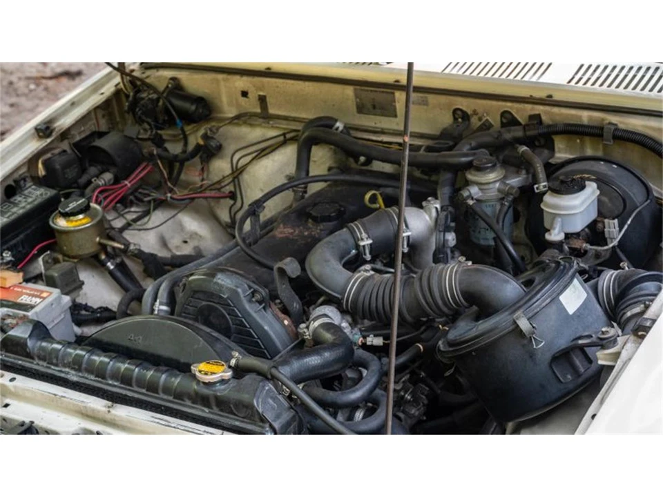 1989 Toyota Hilux 5th Gen - Image 26 of 31
