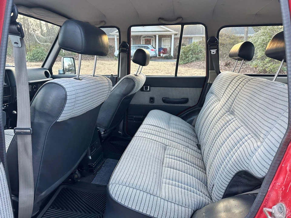 1989 Toyota J60 Land Cruiser - Image 9 of 22