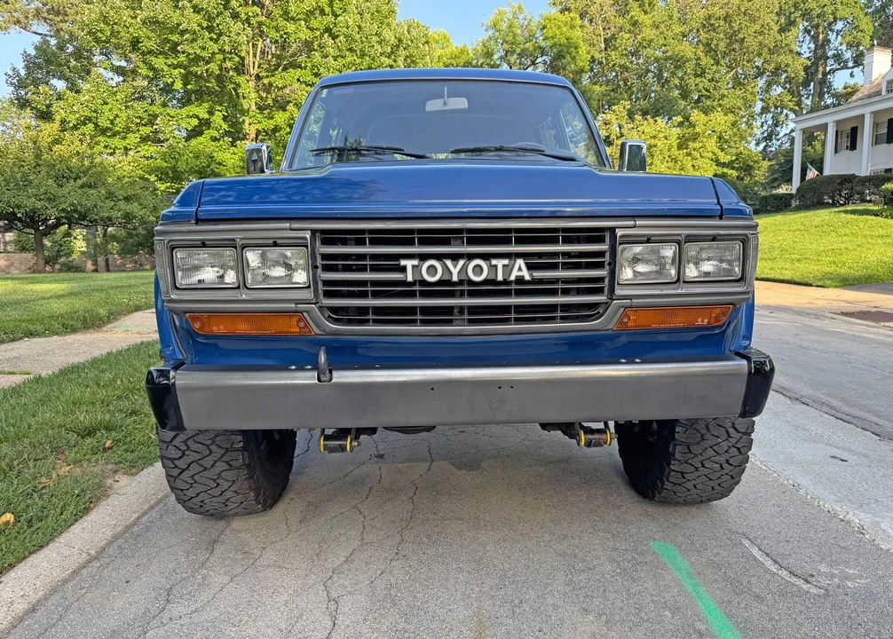 1989 Toyota J60 Land Cruiser - Image 3 of 31