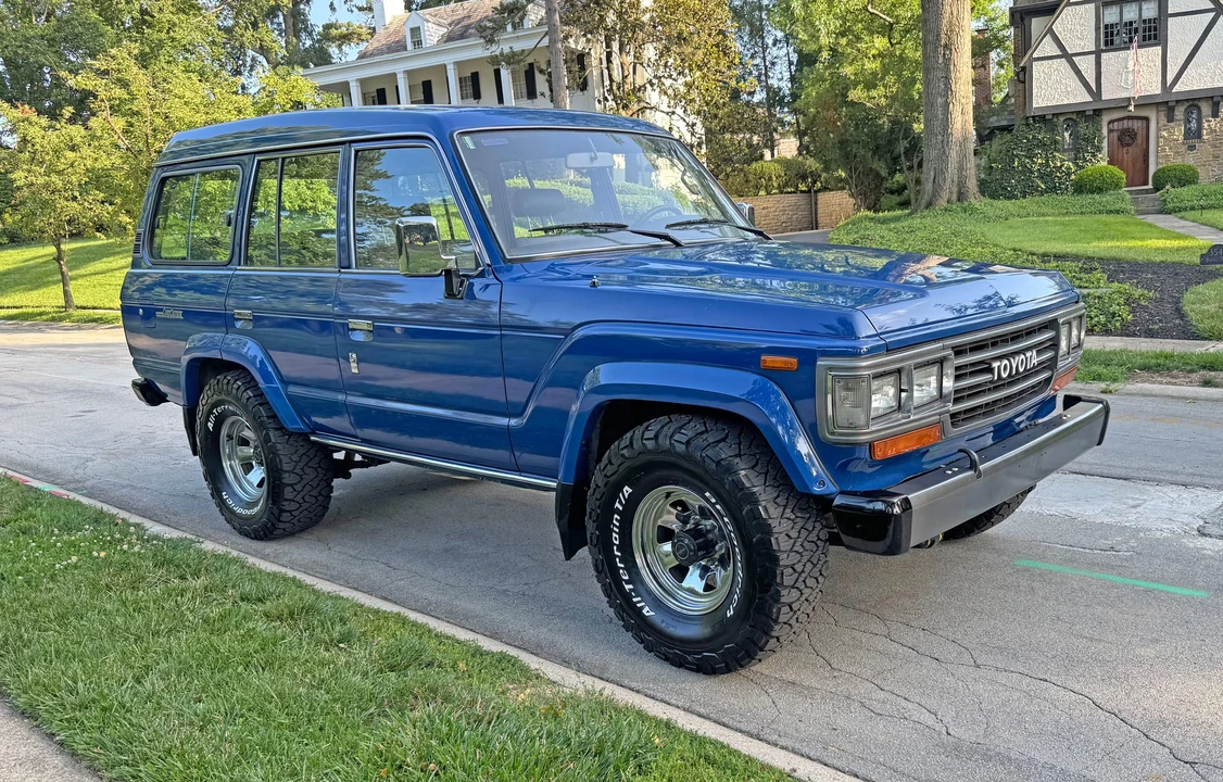 1989 Toyota J60 Land Cruiser - Image 11 of 31