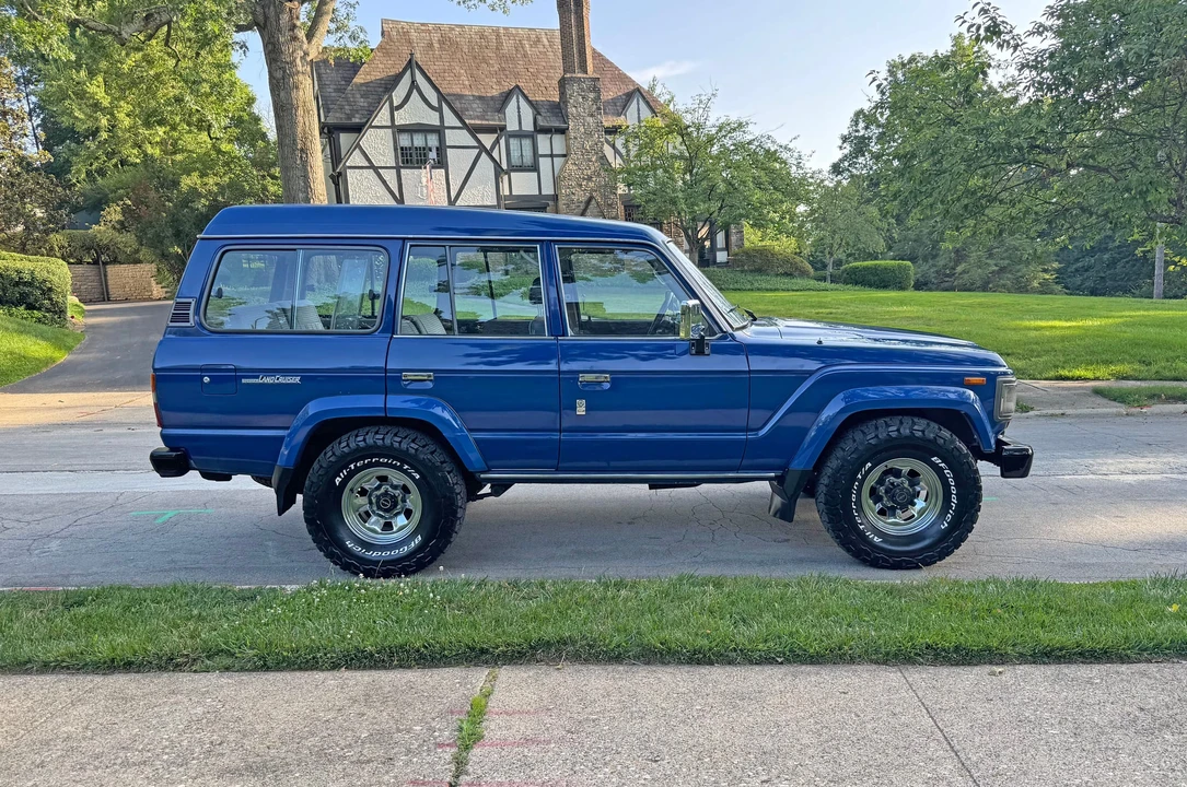 1989 Toyota J60 Land Cruiser - Image 10 of 31
