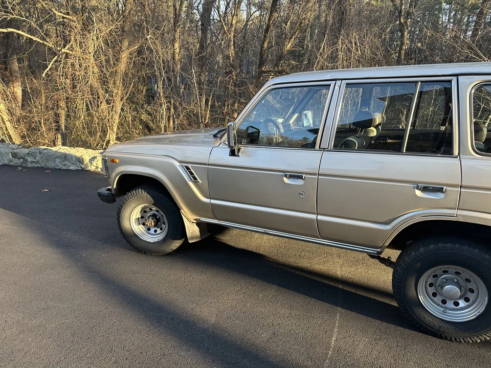 1989 Toyota J60 Land Cruiser - Image 5 of 31