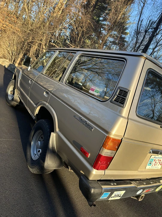 1989 Toyota J60 Land Cruiser - Image 7 of 31