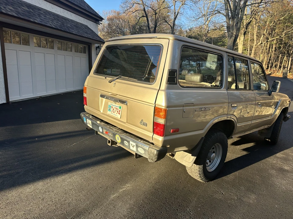 1989 Toyota J60 Land Cruiser - Image 8 of 31