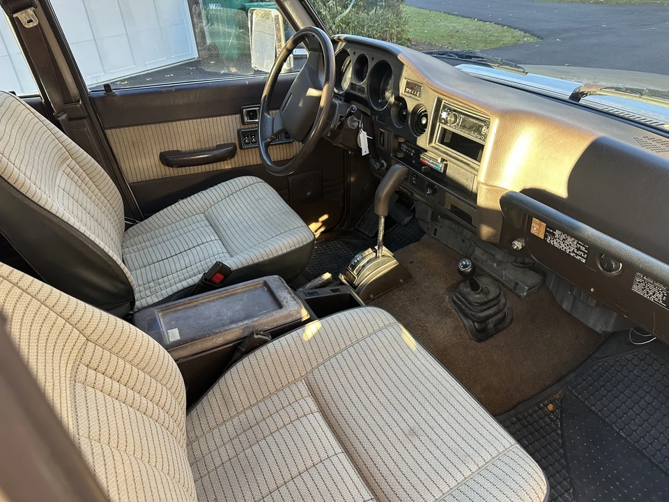 1989 Toyota J60 Land Cruiser - Image 22 of 31