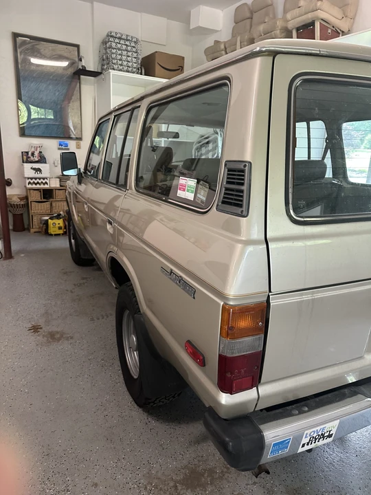 1989 Toyota J60 Land Cruiser - Image 13 of 31