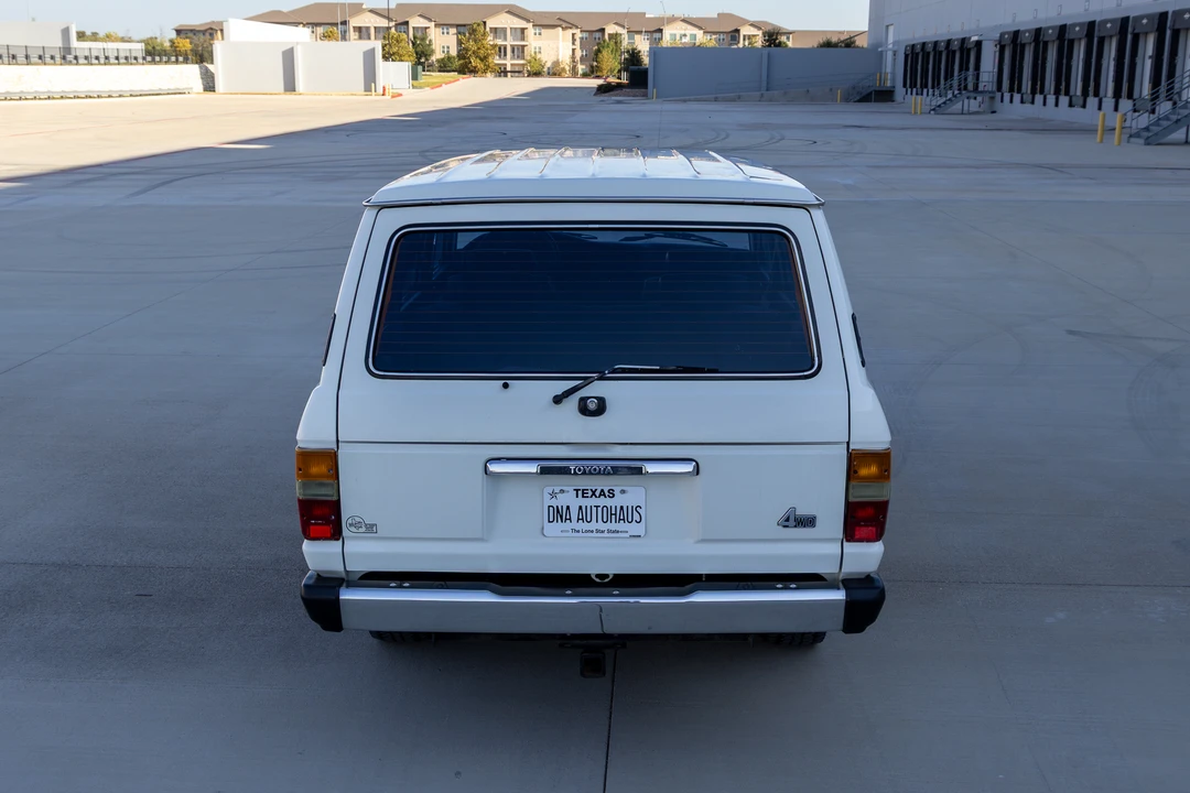 1989 Toyota J60 Land Cruiser - Image 11 of 31