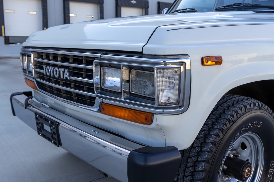 1989 Toyota J60 Land Cruiser - Image 27 of 31