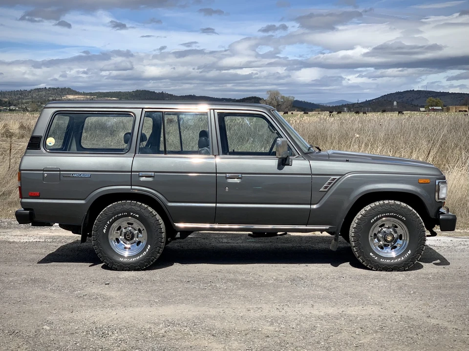 1989 Toyota J60 Land Cruiser - Image 18 of 31